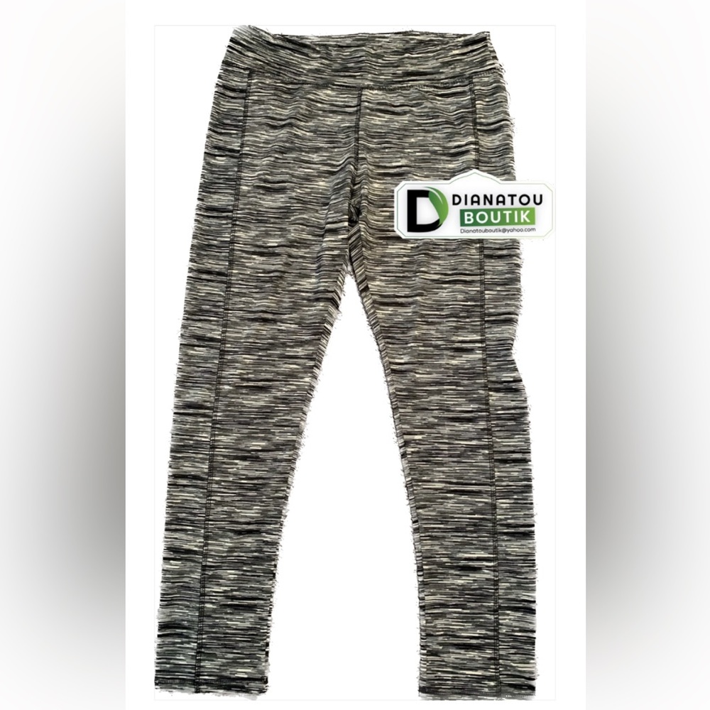 Take A Walk Women’s Active Leggings